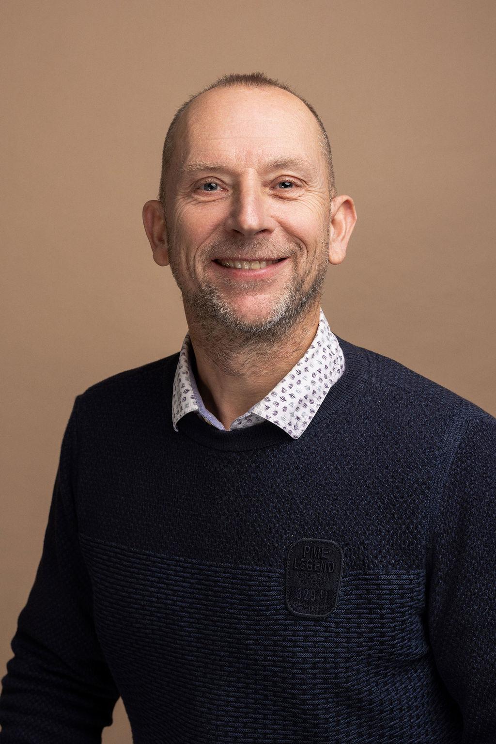 john Suijker, Bestuurslid en secretaris